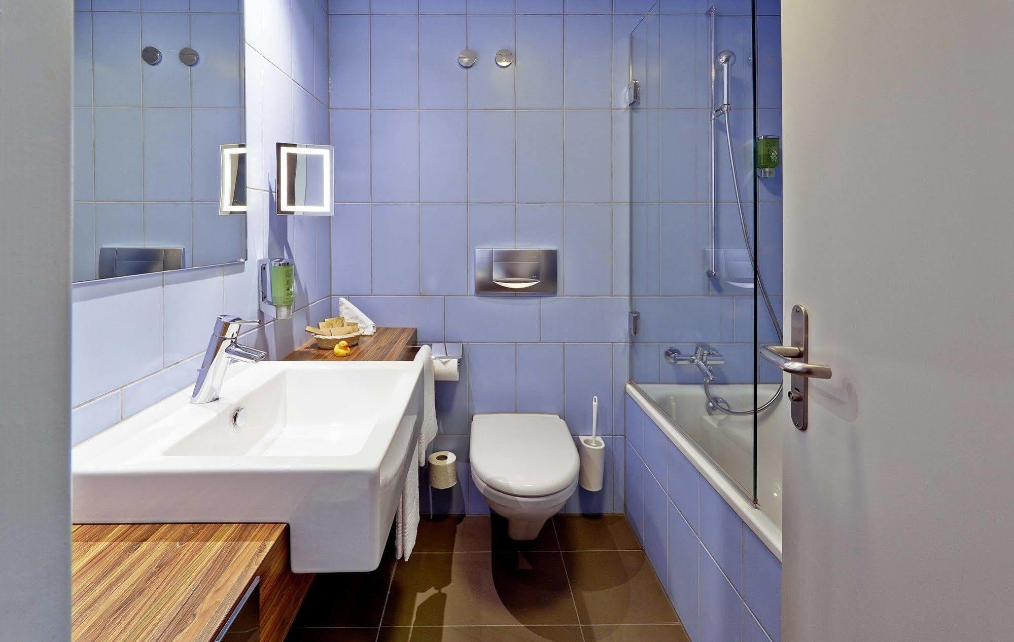 Hotel Sorell Ador 3*